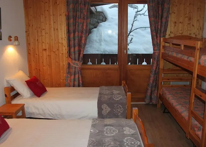 Hotell Aigle Rouge 2*